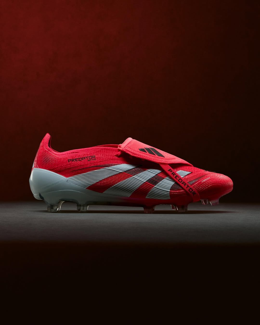 Dit zijn de adidas Predato, F50 en Copa voetbalschoenen uit het Pure Victory pack