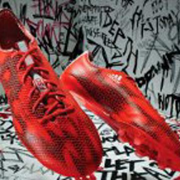 fel-rode-adidas-f50-voetbalschoenen-haters.jpg