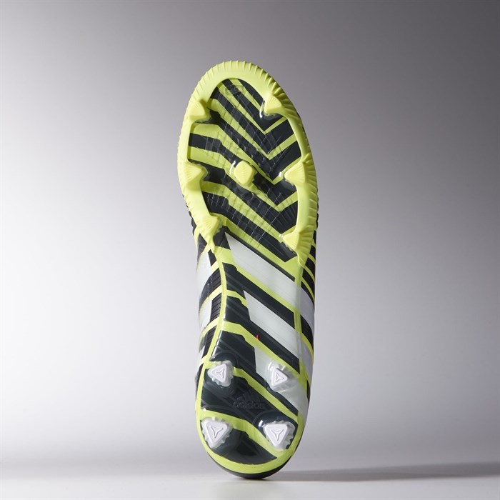 Zwart -gele Adidas Predator Instinct Voetbalschoenen2