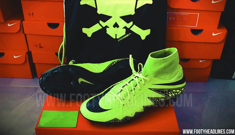 Fel -groene -nike -hypervenom -voetbalschoenen -met -enkelsok