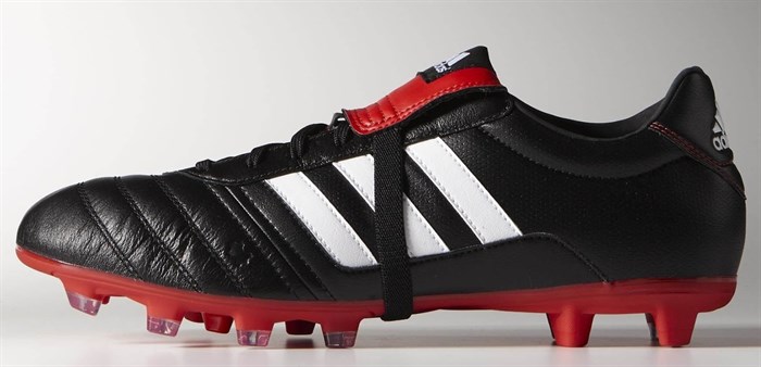 Zwart -rode Adidas Gloro Voetbalschoenen