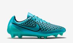 licht-blauwe-nike-magista-opus-header.png