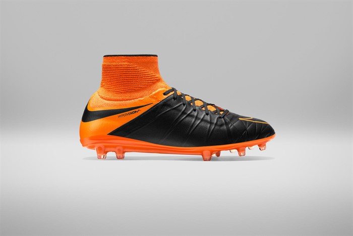 Zwart -oranje -nike -hypervenom -ii -schoenen