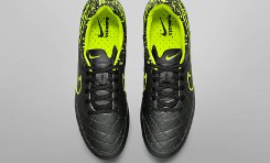 nike-tiempo-legend-voetbalschoenen-electro-flare.jpg