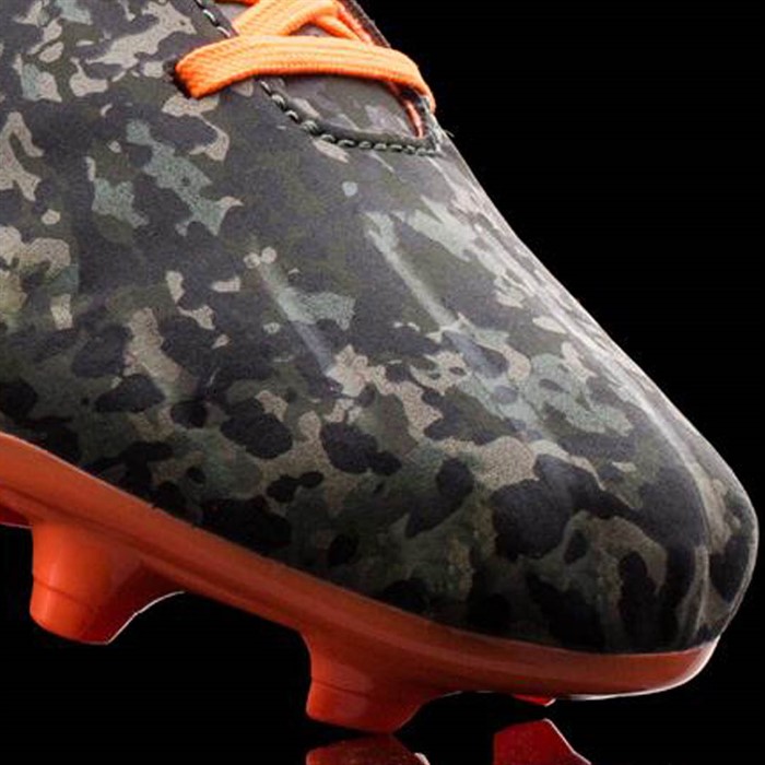 Memphis -Depay -Under -Armour -Camouflage -voetbalschoenen 3