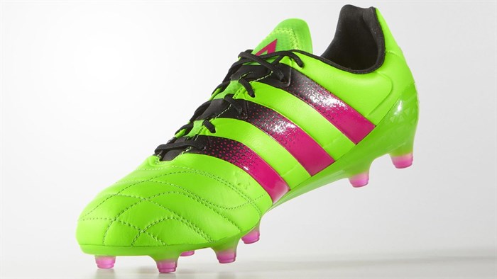 Fel -groene -leren -adidas -15-1-voetbalschoenen