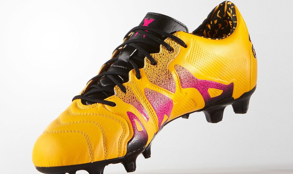goud-roze-leren-adidas-x-voetbalschoenen.jpg