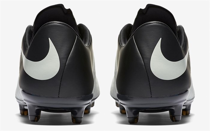 Wit -zwarte Nike Hypervenom Phinish Tech Craft Voetbalschoenen 3