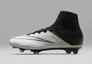 wit-zwarte-nike-mercurial-superfly-tech-craft-voetbalschoenen-3.jpg
