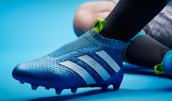 Blauwe adidas Ace 16 Pure Control voetbalschoenen Voetbal