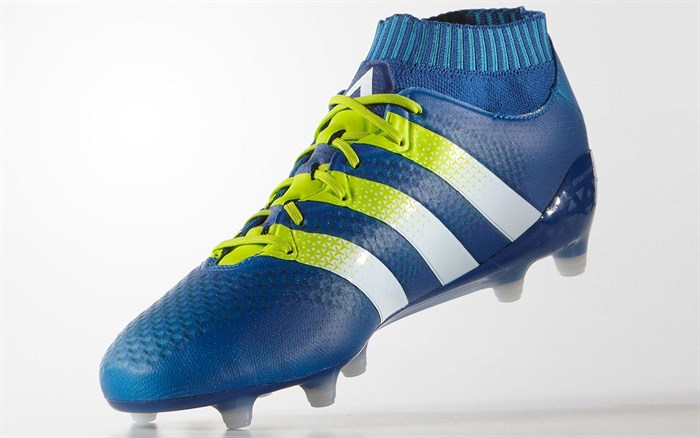 Blauwe -adidas -ace -16-primeknit -voetbalschoenen 4
