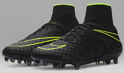 zwarte-nike-hypervenom-phantom-ii-pitck-dark-voetbalschoenen-3.jpg