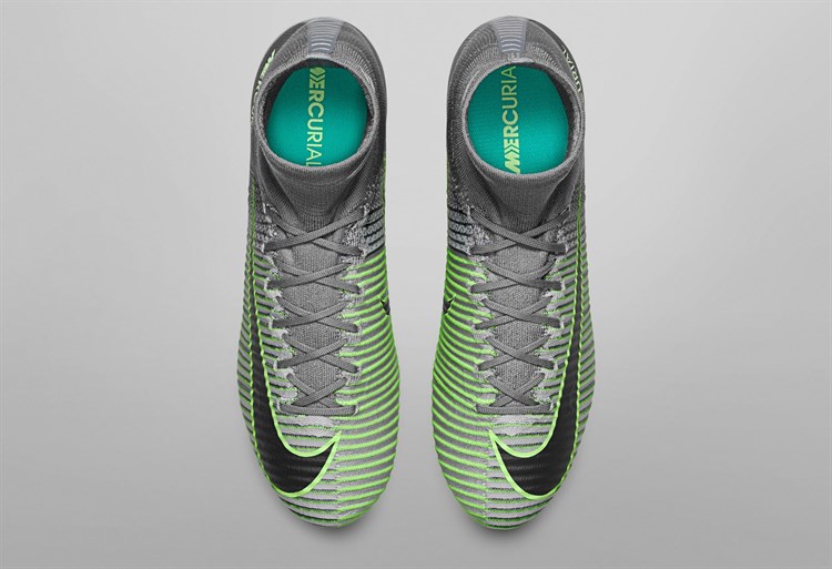 Pure Platinum Nike Mercurial Superfly Voetbalschoenen 2