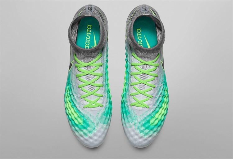 Misschien Bloedbad Afwijking Pure Platinum Nike Magista Obra II voetbalschoenen - Voetbal-schoenen.eu