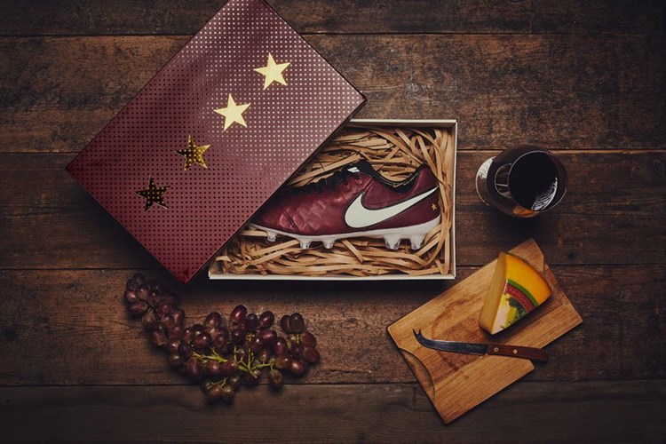 Nike -tiempo -pirlo -voetbalschoenen -bordeaux