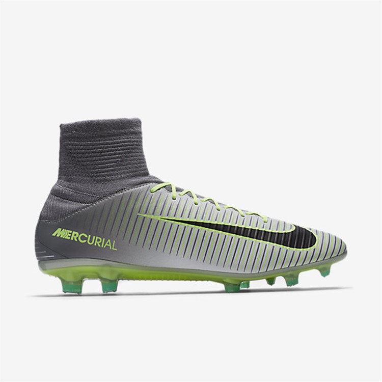 Pure -Platinum -Nike -Mercurial -Veloce -III-Elite -Pack -voetbalschoenen