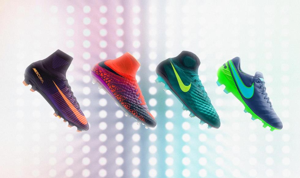 revolutionair-nike-floodlight-schoenen-pack.png