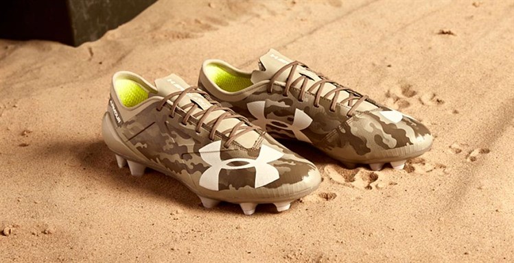 Under -armour -spotlight -camouflage -schoenen