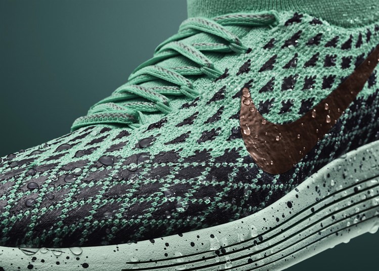 HO16_RN_Lunar Epic _Flyknit _Shield _W_Detail 1_V1_rectangle _1600