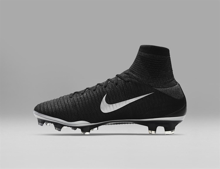 Nike -tech -craft -pack -blackout -superfly -voetbalschoenen2
