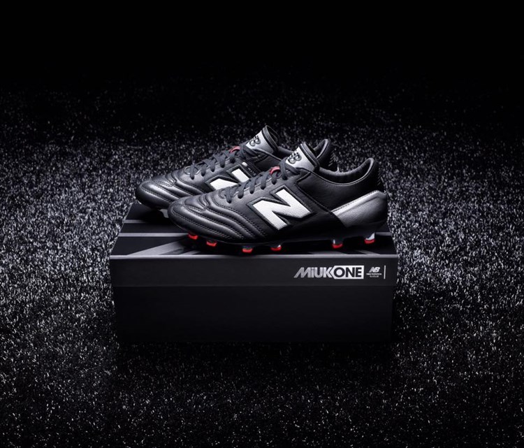 New -Balance -Mi -UK-One -voetbalschoenen