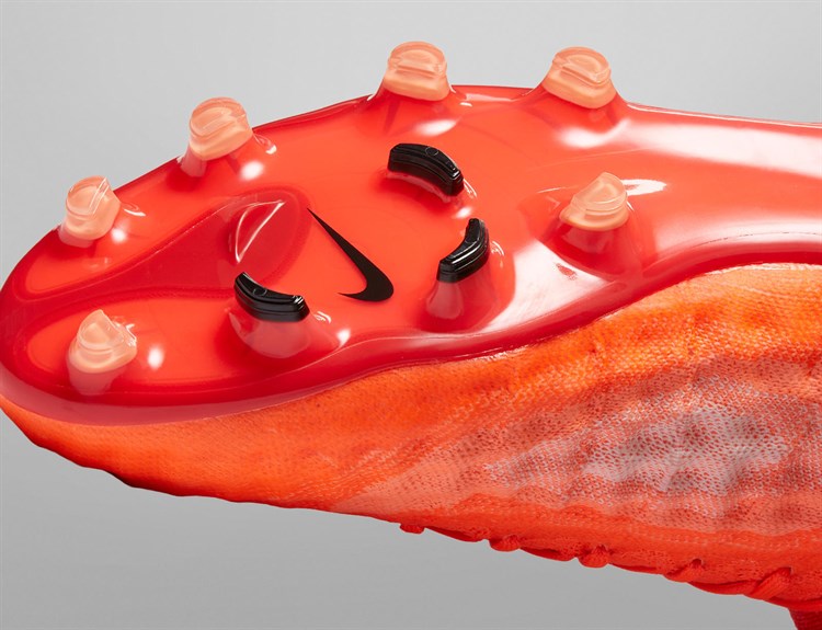 Nike -magista -obra -schoenen -radiation -flare -pack