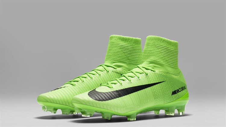 SP17_GFB_RF_831940-305_Mercurial _Superfly _FG__6_9_hd _1600