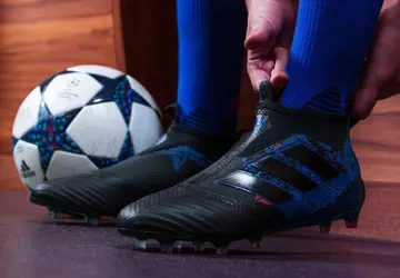 header-adidas-ace-dragon-voetbalschoenen.png