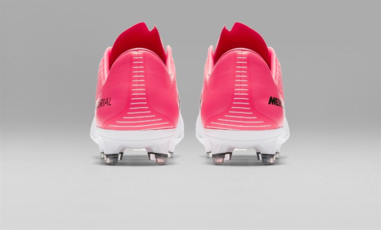 Nike -mercurial -vapor -x -roze -motion -blur -voetbalschoenen
