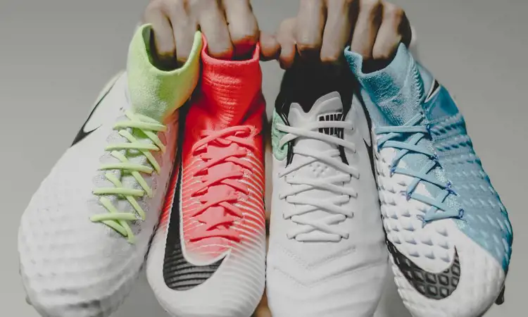 Goedkope Nike Motion Blur voetbalschoenen met sok zijn nu verkrijgbaar