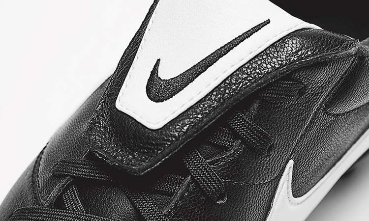 Slang Pamflet tijdelijk Nike lanceert zwarte, leren PREMIER 2 voetbalschoenen - Voetbal-schoenen.eu