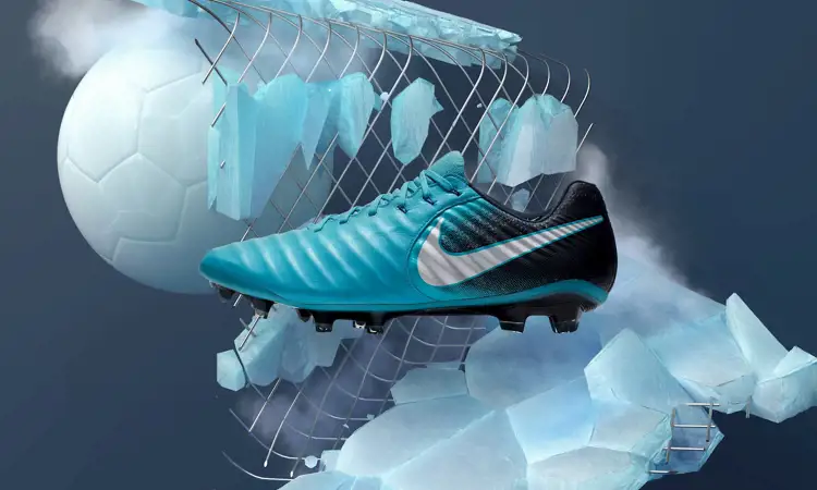De nieuwe Nike Tiempo Legend VII PLAY ICE voetbalschoenen!