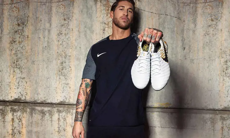 Nike Tiempo Legend Sergio Ramos Corazón y Sangre voetbalschoenen