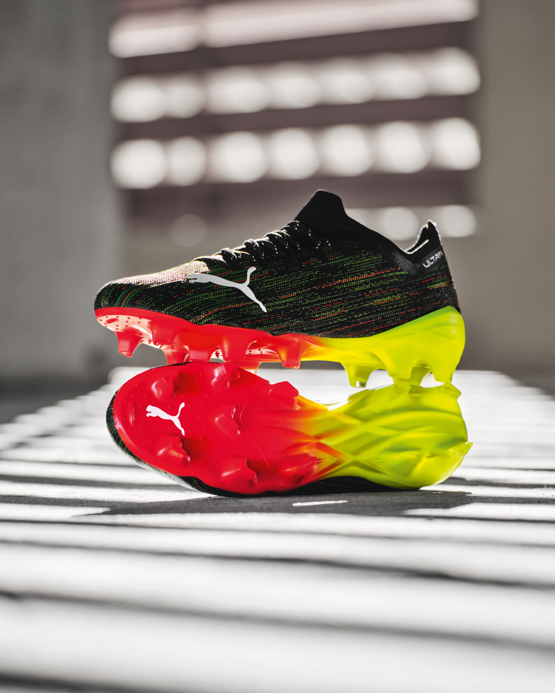 Zwart/rood/gele Puma Ultra One voetbalschoenen