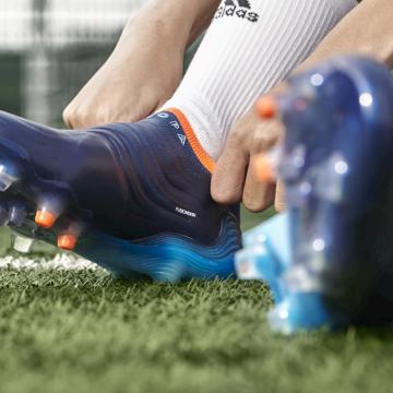 donkerblauwe-adidas-copa-sense-voetbalschoenen-d.jpg