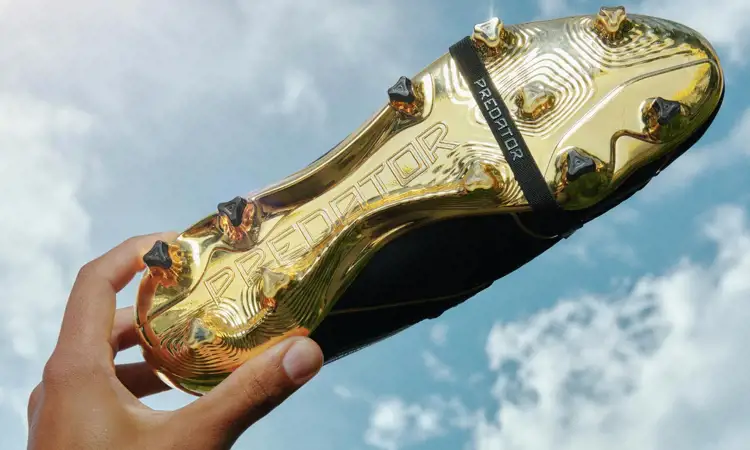 adidas lanceert zwart/gouden adidas Predator voetbalschoenen voor Bellingham!