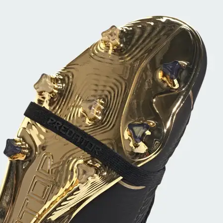 adidas lanceert zwart/gouden adidas Predator voetbalschoenen voor Bellingham!