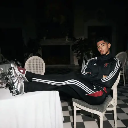 adidas lanceert Chrome Dream Jude Bellingham Predator voetbalschoenen