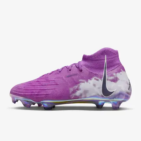 Dit zijn de paarse Nike Phantom Thunder voetbalschoenen
