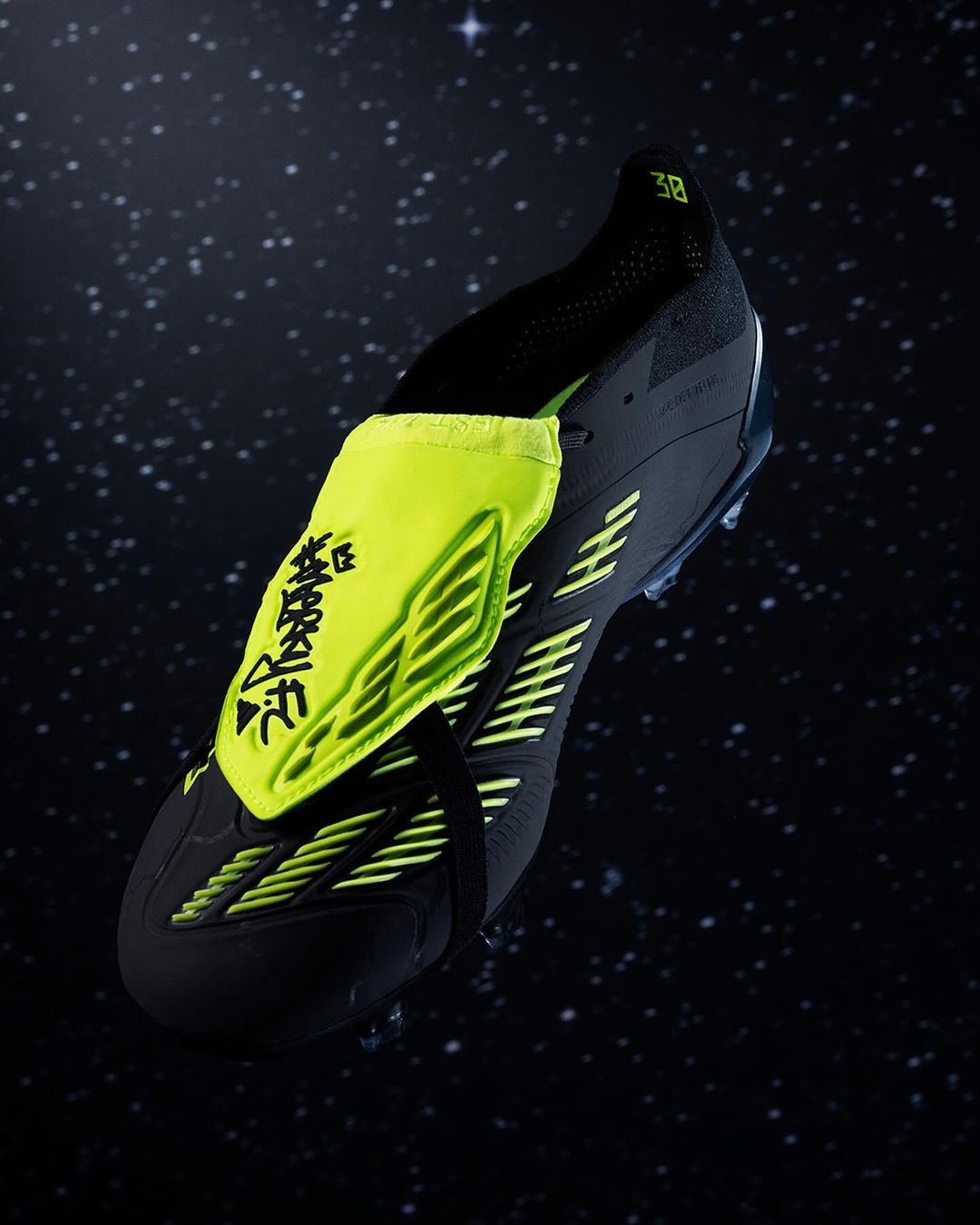 adidas en Stormzy lanceren opvallende adidas Predator Merky FC voetbalschoenen