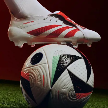 adidas Predator Alexander Arnold voetbalschoenen in stijl Liverpool!