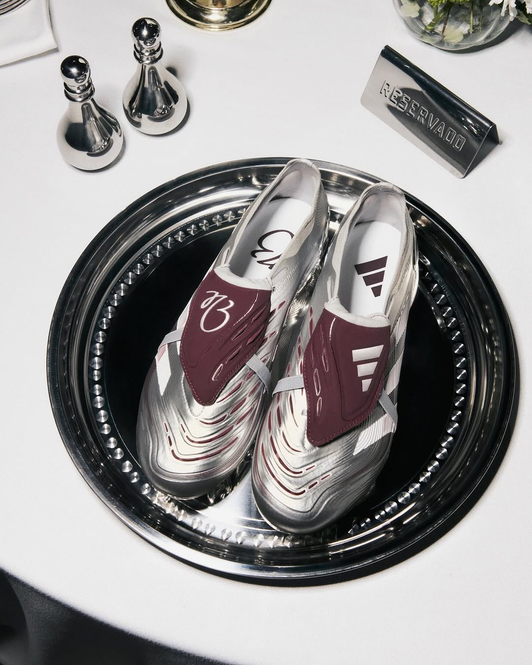 adidas lanceert Chrome Dream Jude Bellingham Predator voetbalschoenen