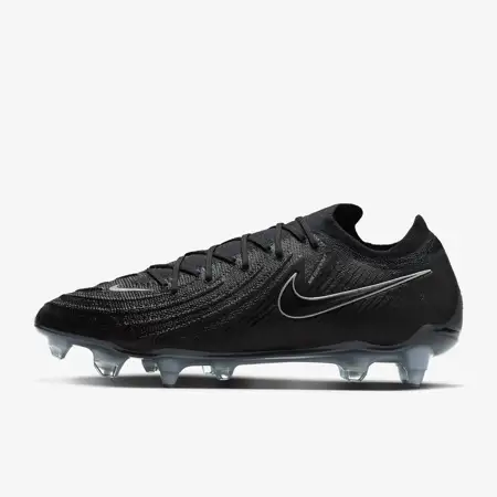 Het Black pack! Dit zijn de zwarte voetbalschoenen van Nike