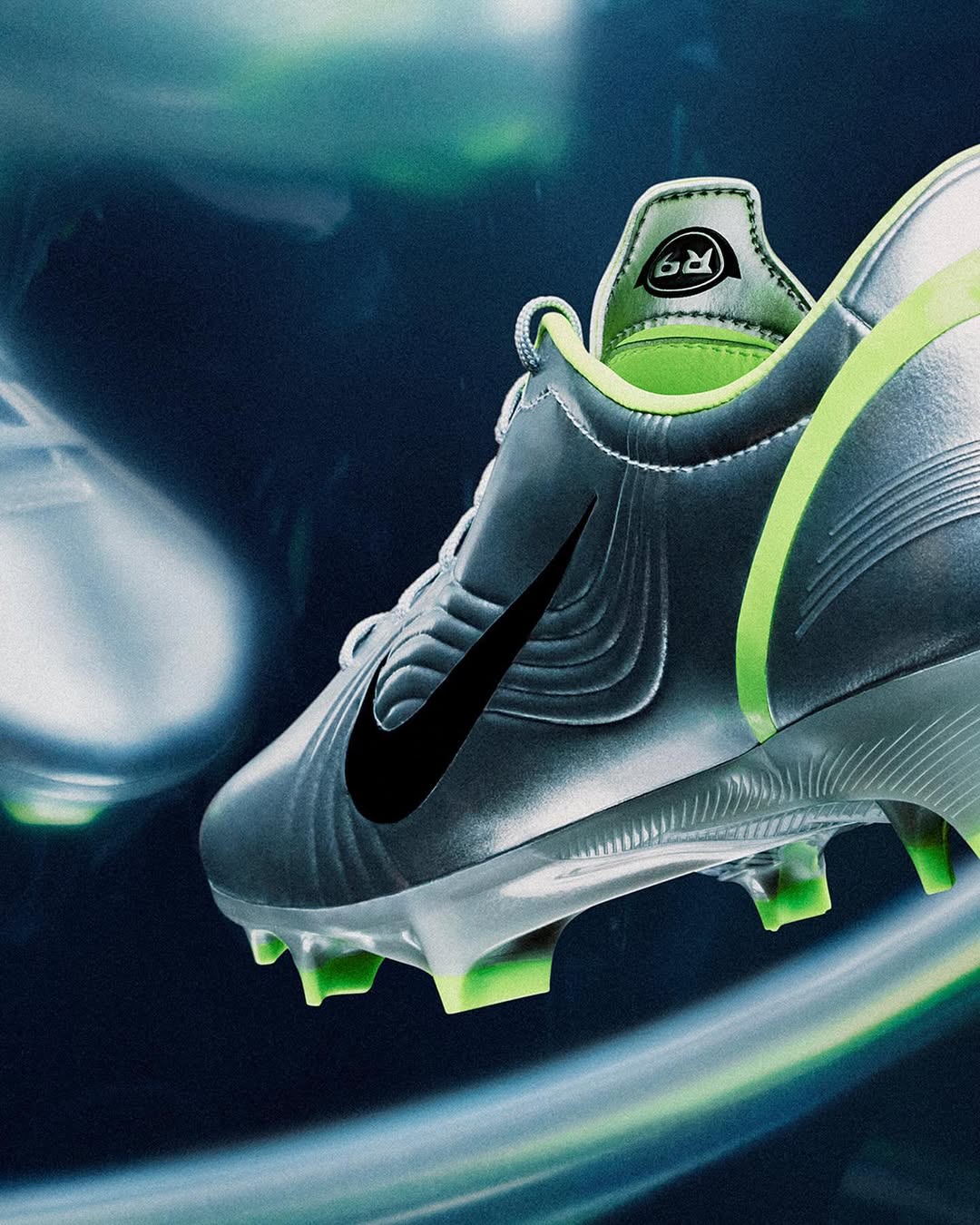 Nike lanceert remake eerste Nike Mercurial Vapor 1 RGN voetbalschoenen