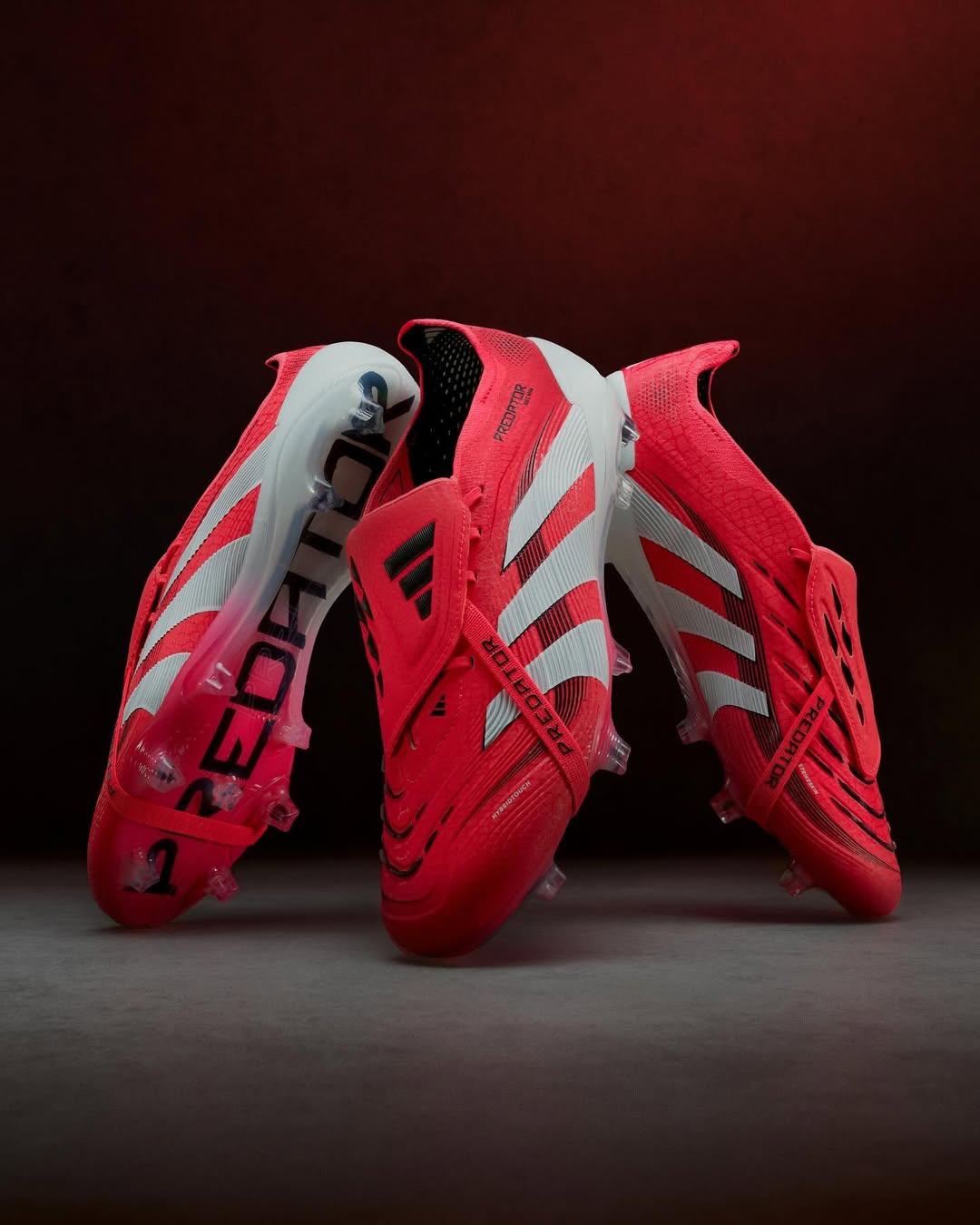 Dit zijn de adidas Predato, F50 en Copa voetbalschoenen uit het Pure Victory pack