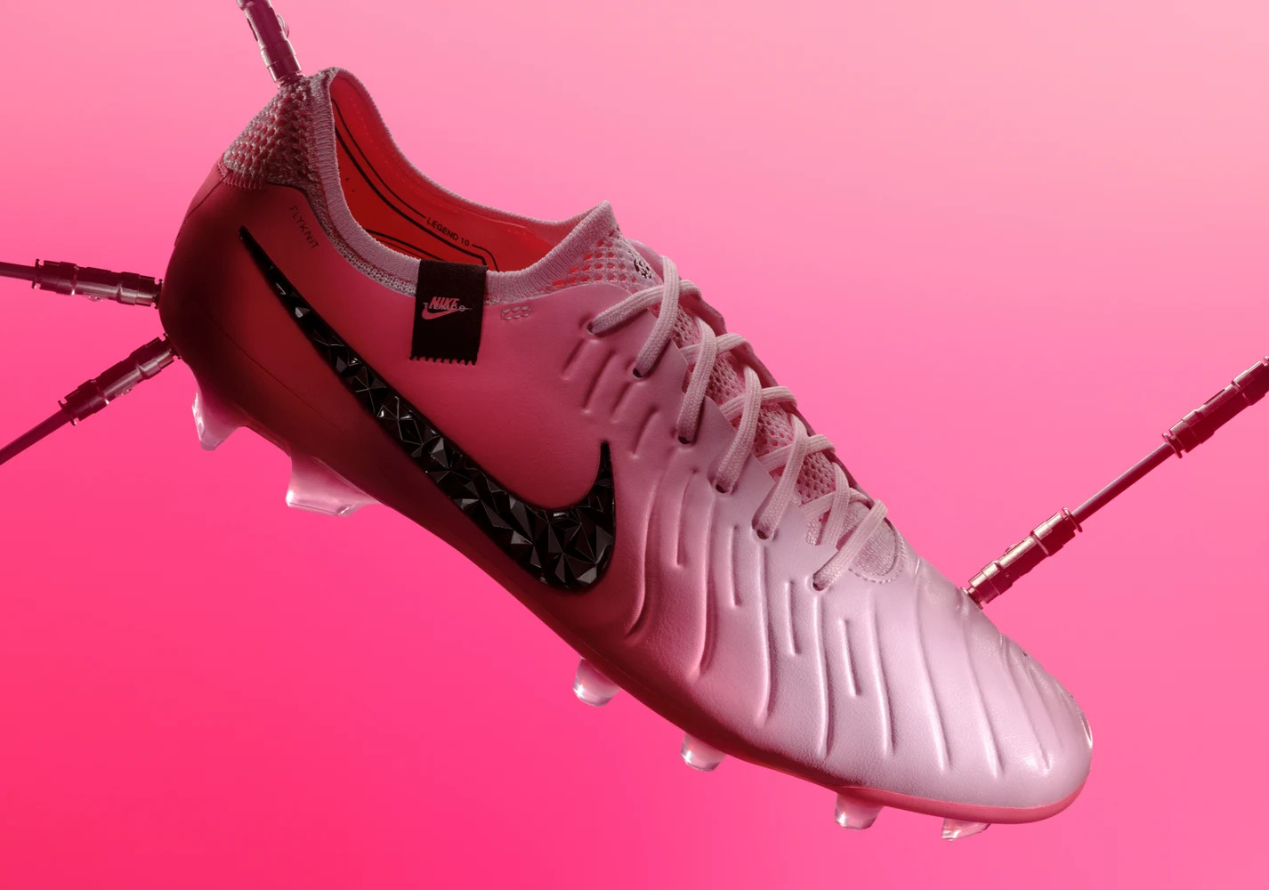 Roze voetbalschoenen deals