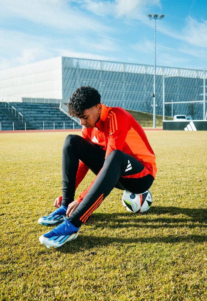 Lamine Yamal speelt vanaf nu op adidas voetbalschoenen