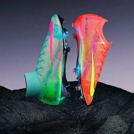 Nike lanceert knaloranje Mercurial Vapor Cosmic Speed voetbalschoenen