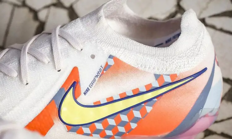 Nike Phantom Barna voetbalschoenen ode aan architectuur Barcelona