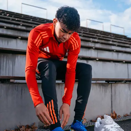Lamine Yamal speelt vanaf nu op adidas voetbalschoenen
